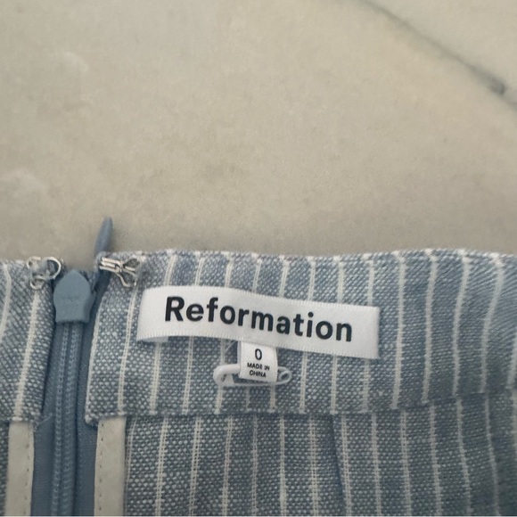 Reformation Mini Linen Skirt Size 0 B2105 - Picture 4 of 6